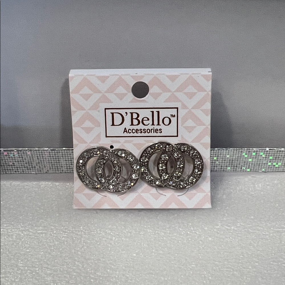 Fashion Gold or Silver Circle Posts - Picture 2 of 5